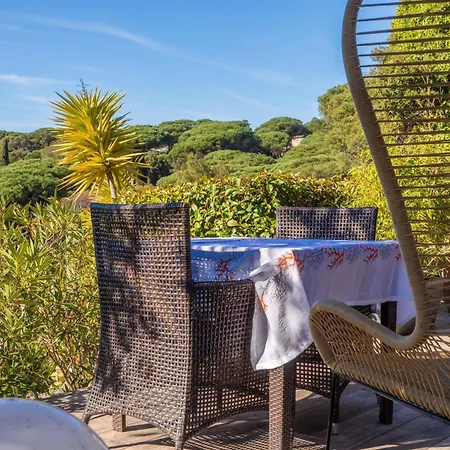 Soleil Bed & Breakfast 3*