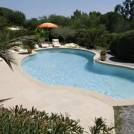 Soleil Bed & Breakfast 4*